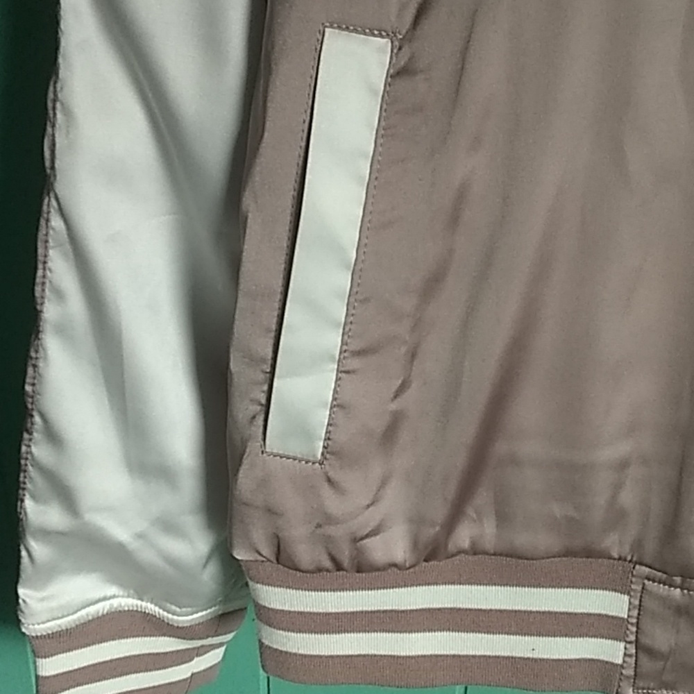 Bomber Jacket - Picture 4 of 8